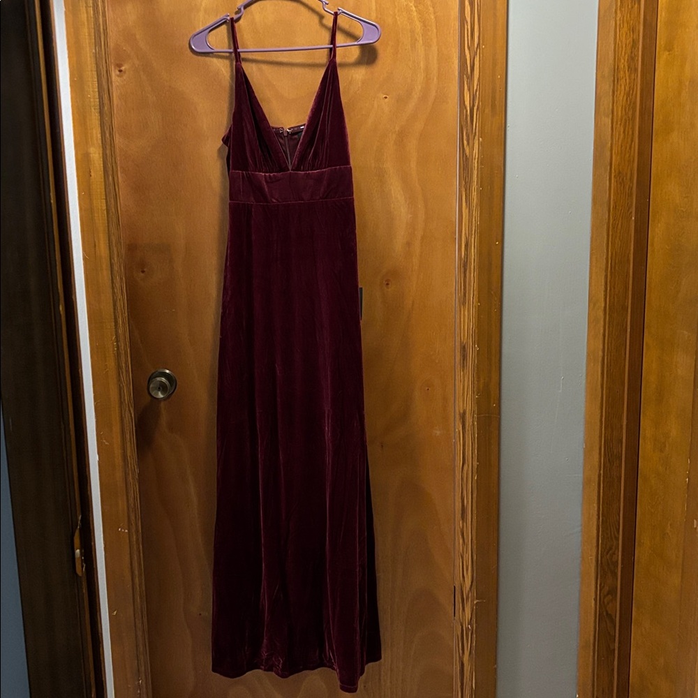 Lulu Maxi Burgundy NWT Velvet